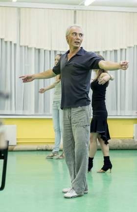 Учитель танцев Андрей Ковалев