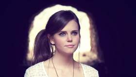 How Deep Is Your Love (Calvin Harris & Disciples Acoustic Cover) Tiffany Alvord