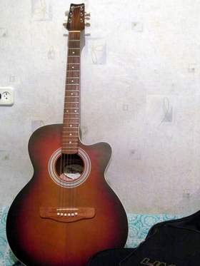 Шестиструнная гитара Тимур Темиров